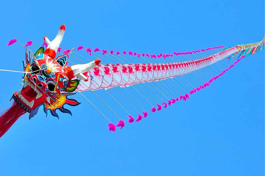 Modern Chinese kites - dragon